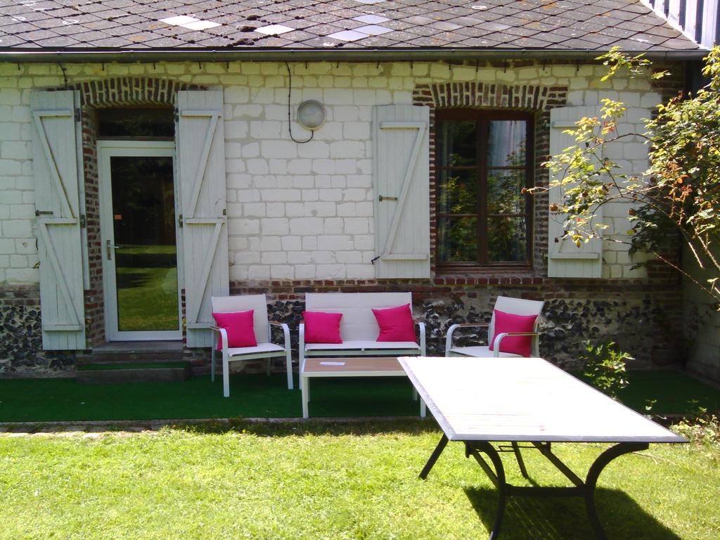 Domaine Des Celestins Bed and Breakfast Bernay-en-Ponthieu Rum bild